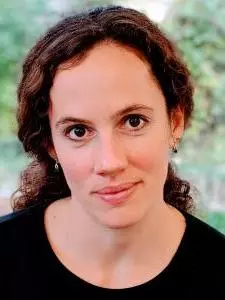 dr raphaele garrod